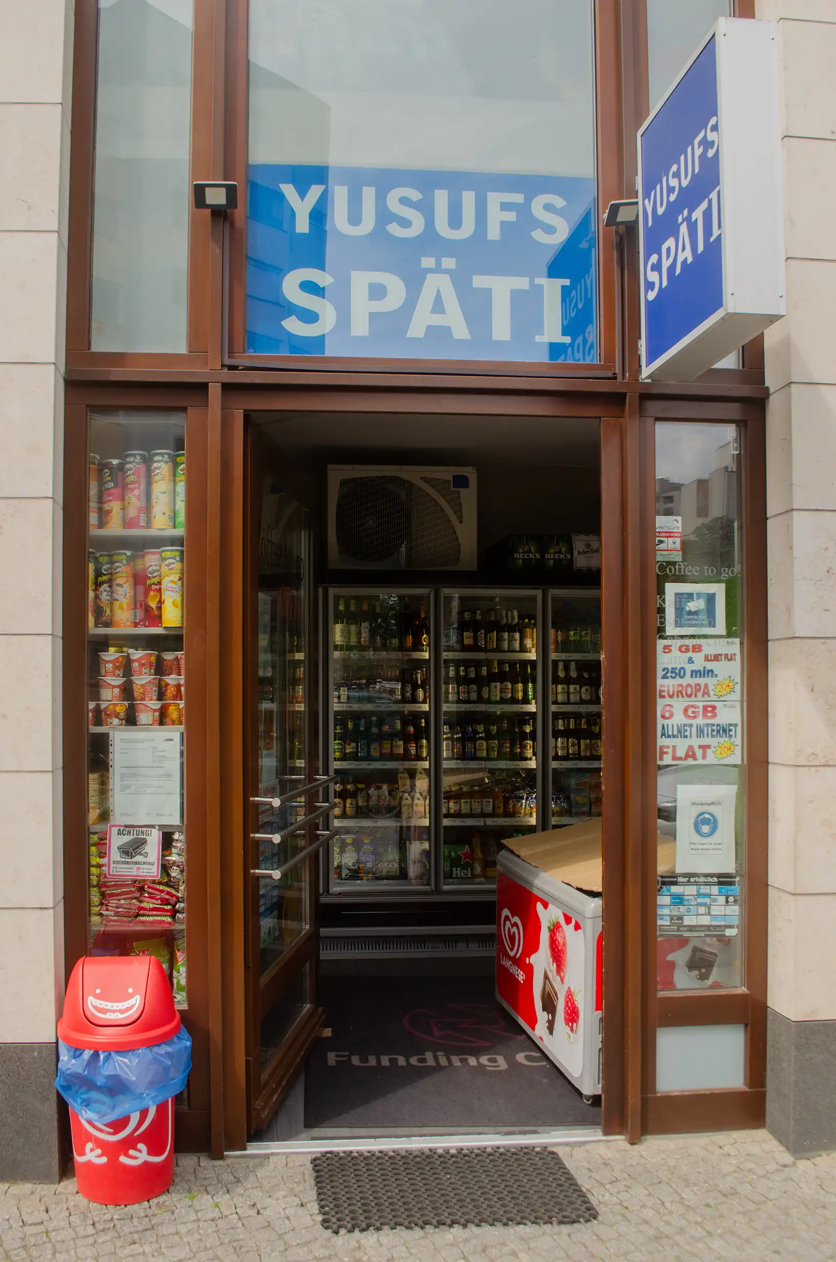 berlin/Berlin-010-3264 x 4928.webp